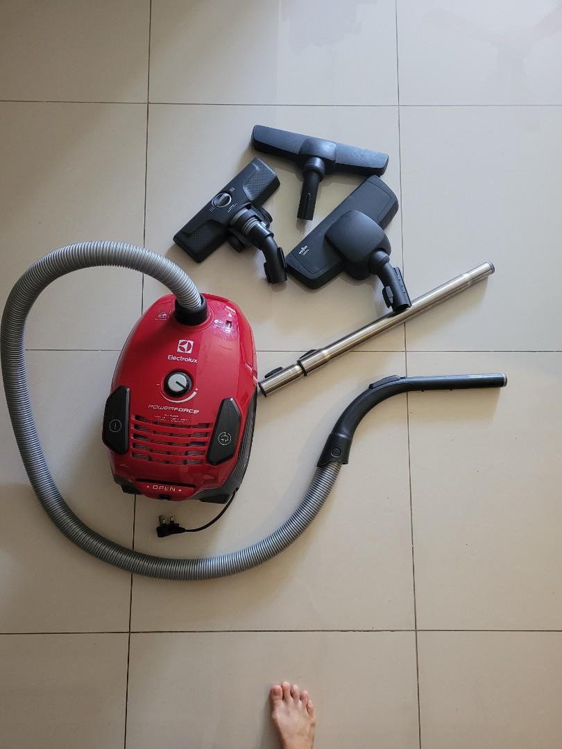 Electrolux Powerforce Vacuum Cleaner, TV & Home Appliances, Vacuum Cleaner & Housekeeping on