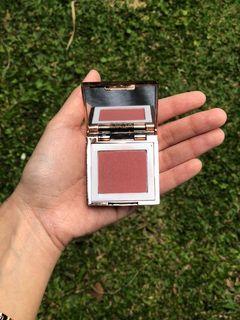 Esqa blush on milan