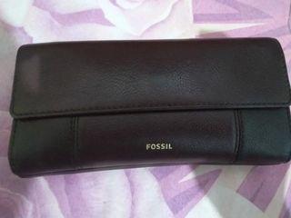 Fossil jorry flap clucth red