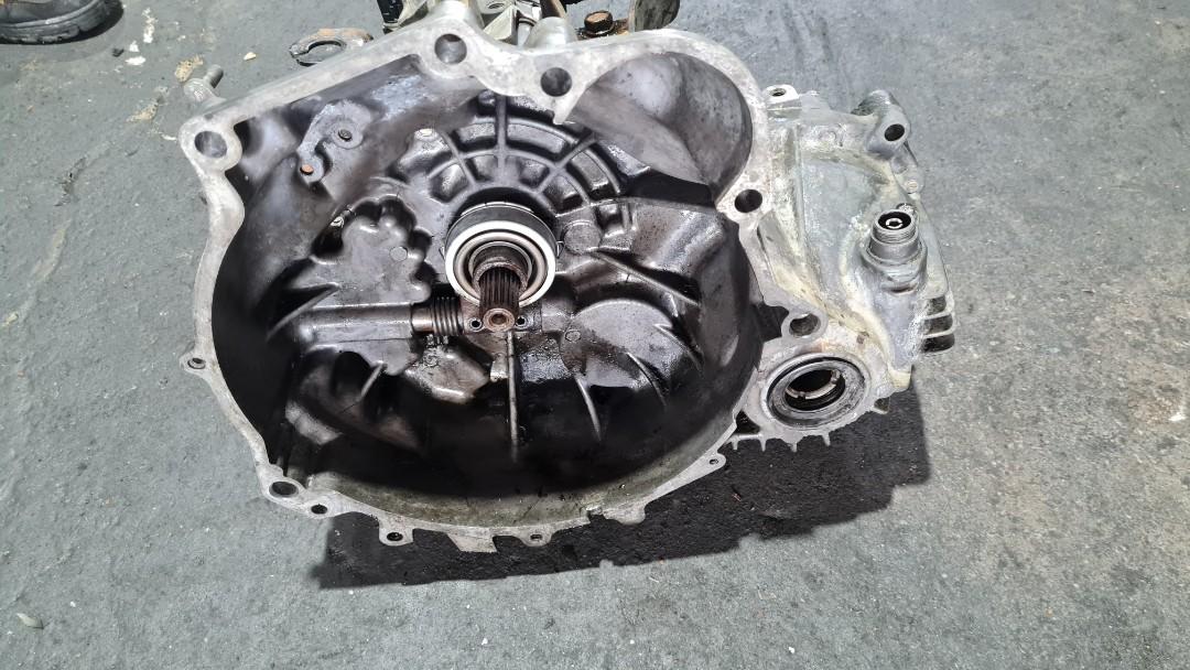 Gearbox iswara saga manual, Auto Accessories on Carousell