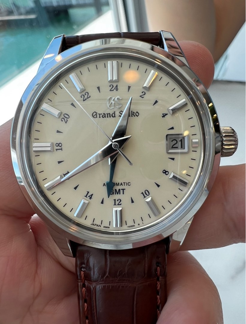 Grand Seiko SBGM221, Luxury, Watches on Carousell