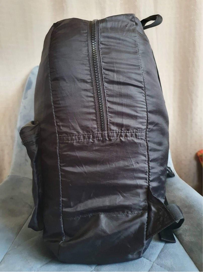 Herschel Packable backpack (Category: Luxury Bags & Wallets) located in Cagayan de Oro. Submitted by borse_de_amore (Listing ID 1186178615, Image 3). Description: Herschel Packable backpack Rank A needs Linis lang no flaws. Great for travel since na fofold to a small package. Good for shopping as well. Large size 🔖1,250 only MOP: 🚫No Shopee Checkout 🚫 BDO Gcash Shipping: 🚫No COD/COP🚫 J&T JRS LBC I also give discounts for Bundled items. Happy