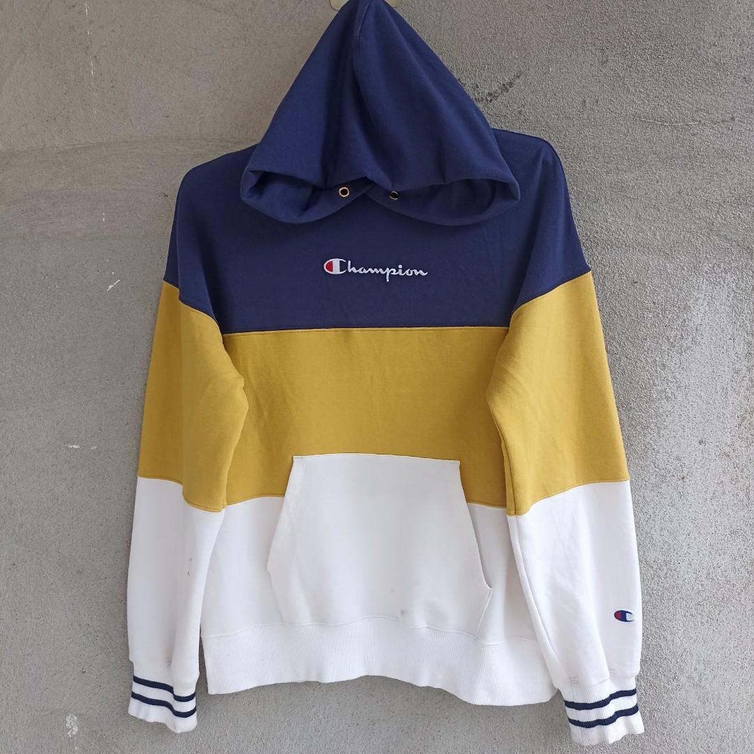 Champion hoodie 3 colors hotsell