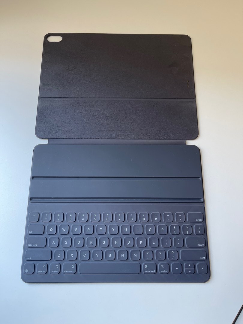 iPad Pro 12.9' (3rd Gen) Smart Keyboard (US Layout), Computers & Tech