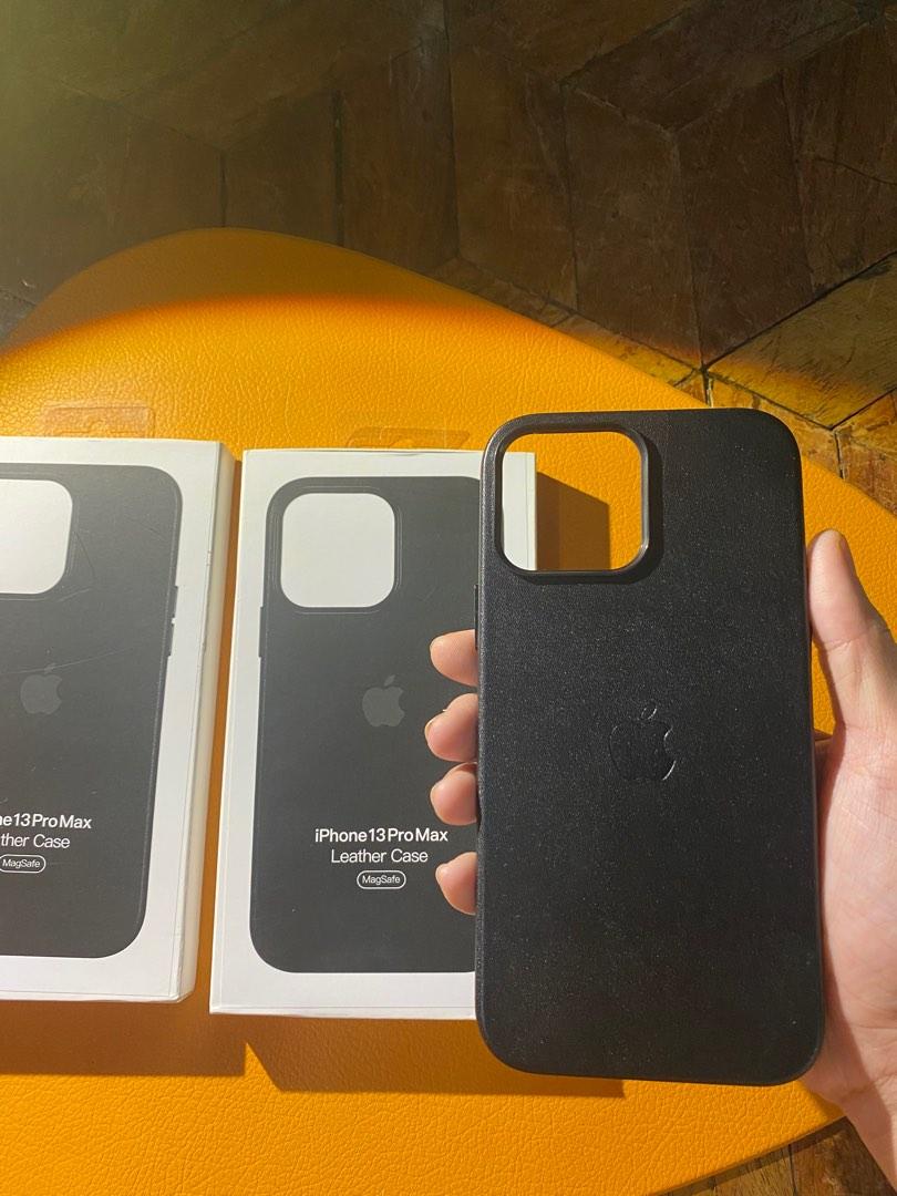 iPhone 13 Pro Max Non Magsafe Leather Case (Category: Cases & Sleeves) located in Manila. Submitted by razelysonn (Listing ID 1186222688, Image 2). Description: pm me.