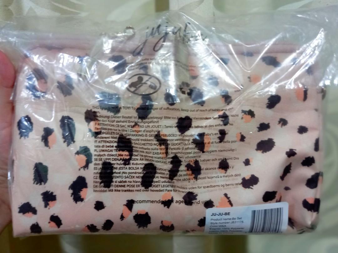 Jujube Be Set Wild Kat (Category: Diaper Bags & Wetbags) located in Los Banos. Submitted by mommybabyshopper (Listing ID 1186139652, Image 2). Description: BNWTIP. Repriced to 2500 + SF + Optional 20 pesos (item protection). MOP: GCash, BPI Buyer to shoulder SF via Gogo Xpress and optional insurance fee. One Be Set will fit a small pouch. Please be guided by SF below: ○ Small Pouch (Max 3kg) • Laguna: ₱80.00 • Metro Manila and Greater Metro Manil