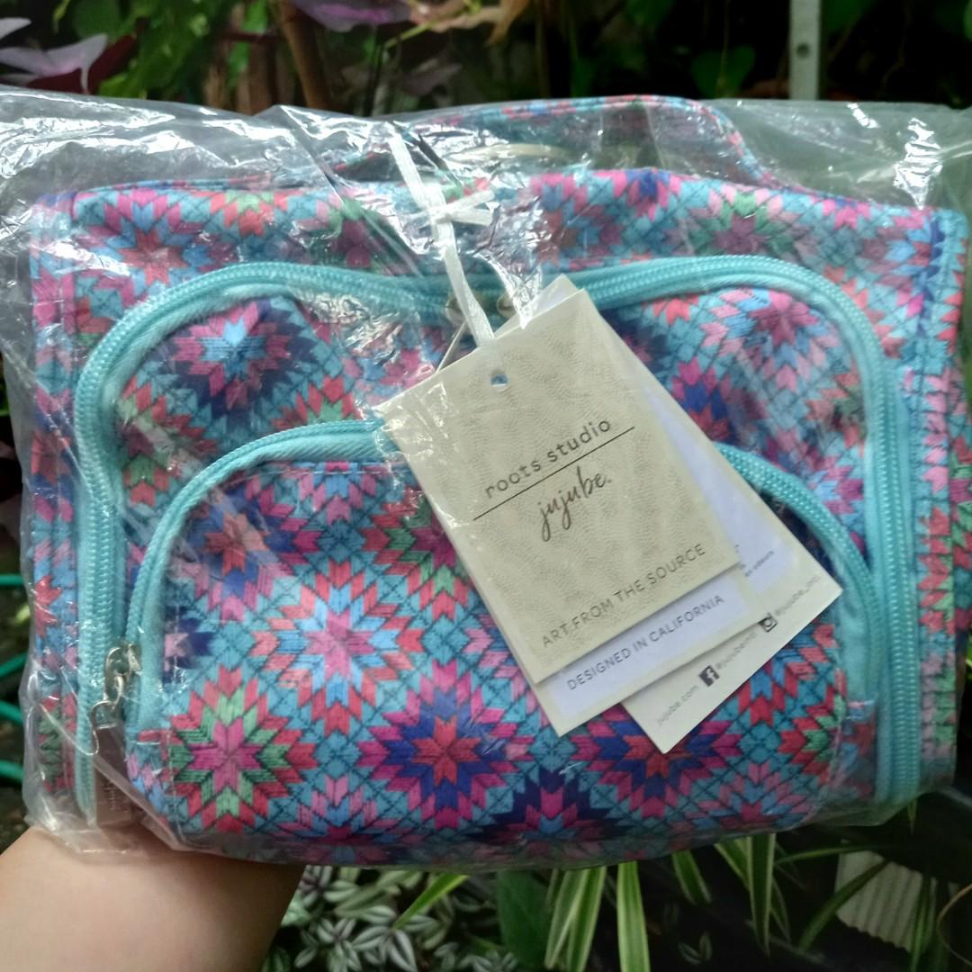 Jujube The Bestie Threads (Category: Diaper Bags & Wetbags) located in Los Banos. Submitted by mommybabyshopper (Listing ID 1186147152, Image 1). Description: MOP: GCash, BPI Buyer to shoulder SF via Gogo Xpress and optional insurance fee. One The Bestie will fit a small pouch. Please be guided by SF below: ○ Small Pouch (Max 3kg) • Laguna: ₱80.00 • Metro Manila and Greater Metro Manila: ₱90.00 • Luzon Cross Province: ₱140.00 • Visayas: ₱160.00 •