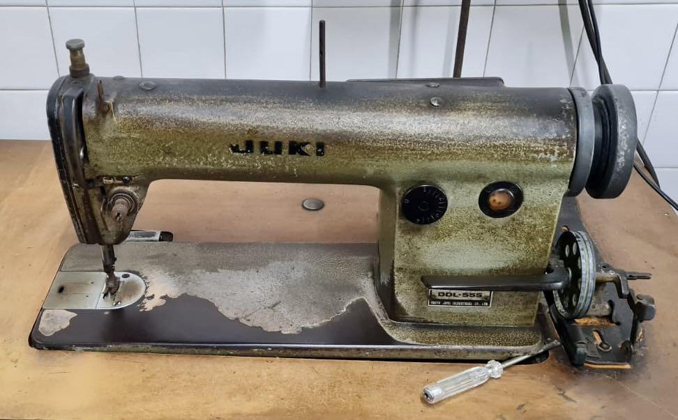 JUKI DDL555 Industrial Sewing Machine Body with Oil Tank, Hobbies