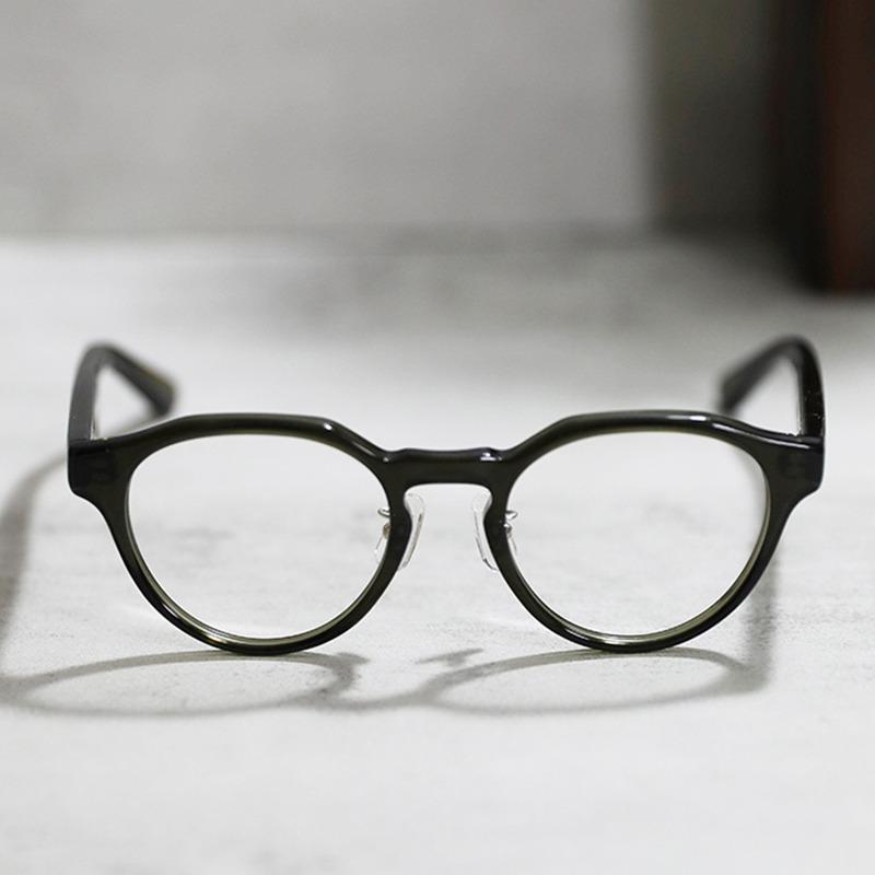 金子眼鏡KC91 KH SIZE: 47-19-144, 男裝, 手錶及配件, 眼鏡- Carousell