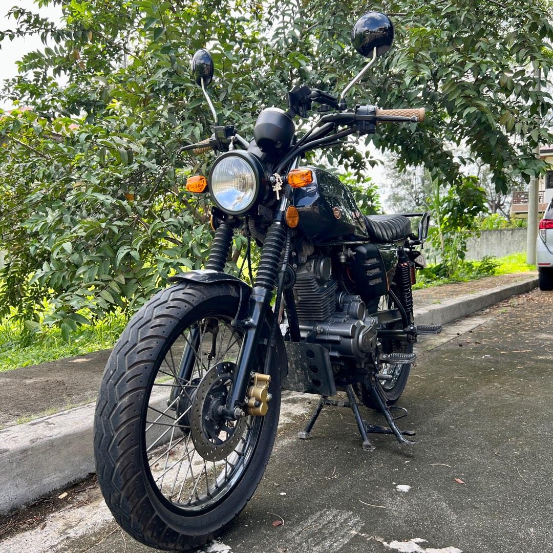 keeway cafe racer 152 blue