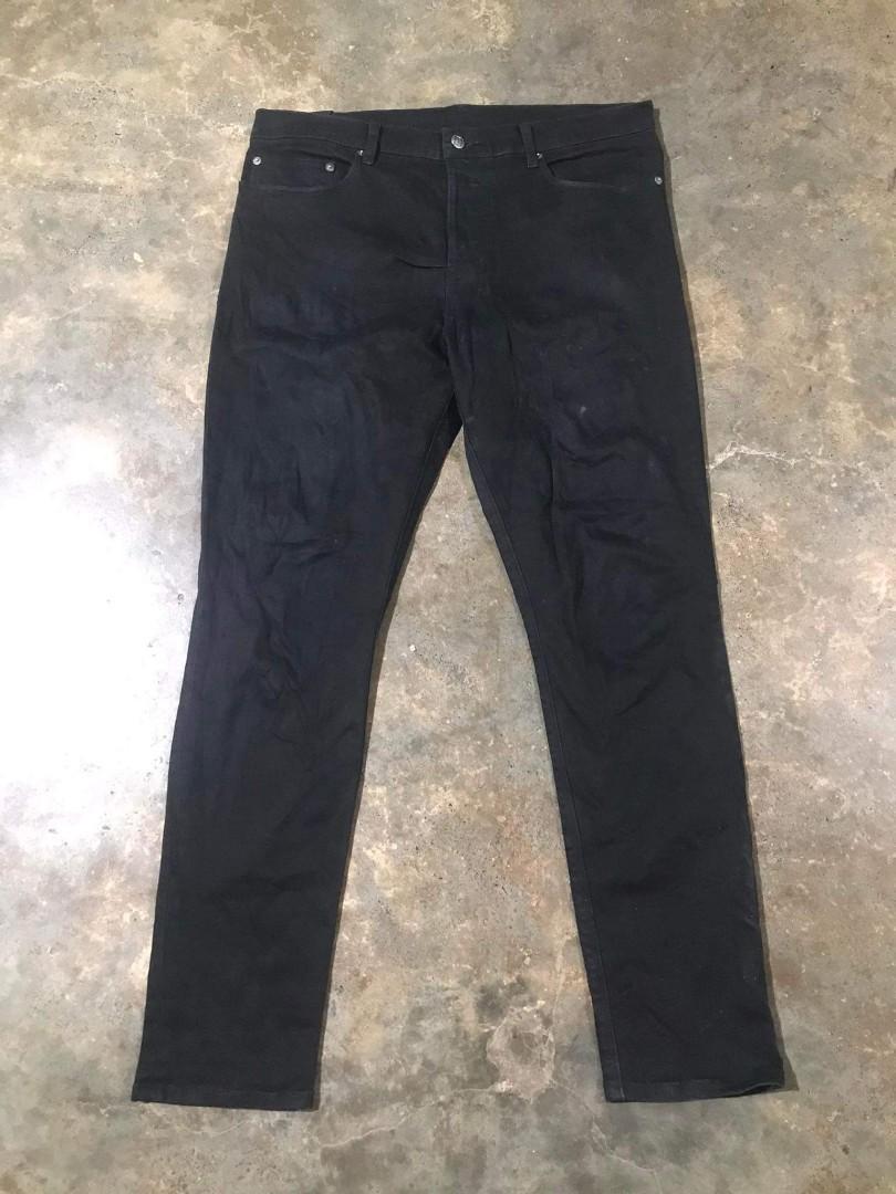KSUBI JEANS (Category: Jeans) located in Santo Tomas. Submitted by pickers_corner (Listing ID 1186286433, Image 1). Description: KSUBI VAN WINKLE BLACK REBEL Size W36 L42 H6.5 excellent.