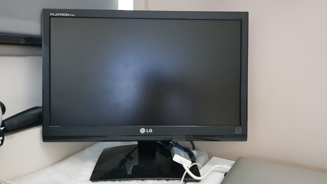 LG E1941 Monitor, Computers & Tech, Parts & Accessories, Monitor ...