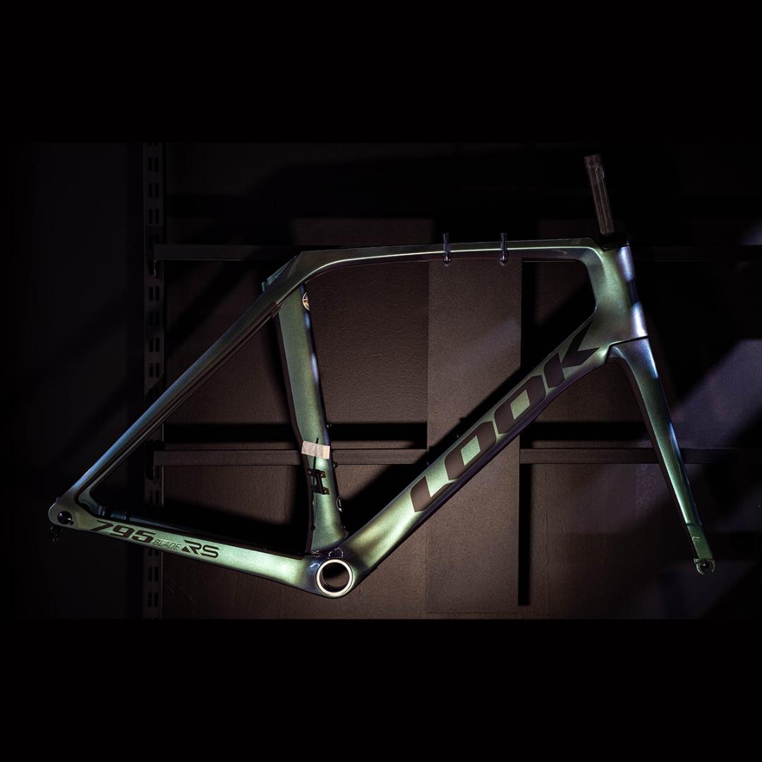 LOOK 795 BLADE RS DISC ROAD BIKE FRAMESET Sports Equipment