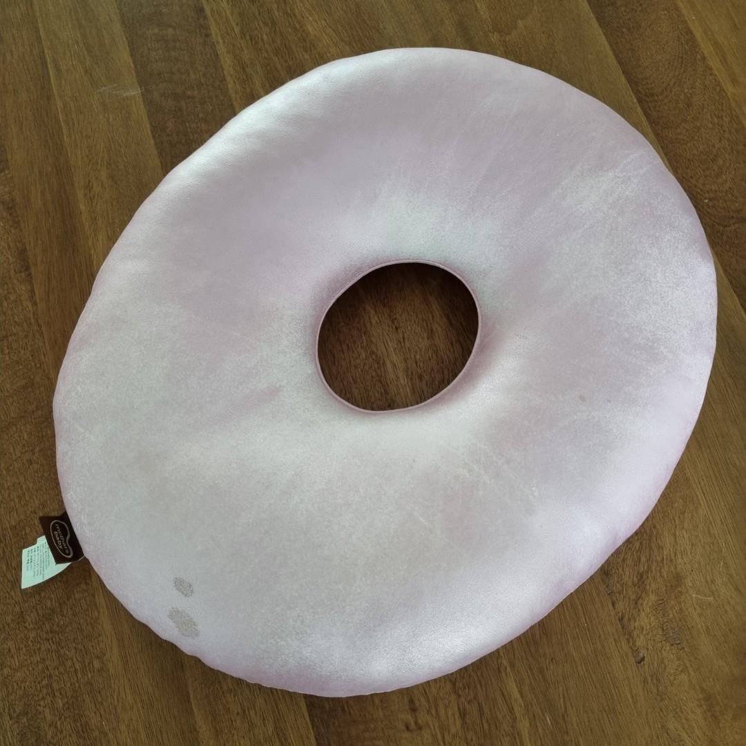 Maternity Donut Cushion, Babies & Kids, Maternity Care on Carousell
