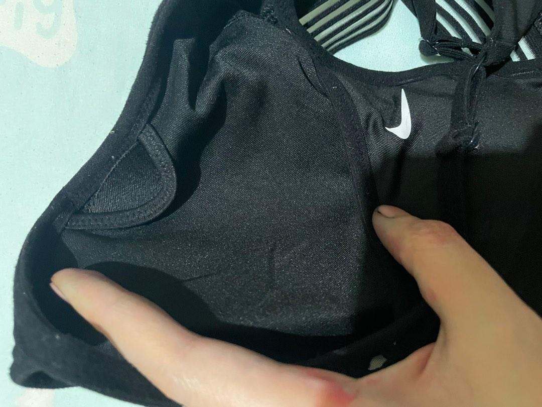 Nike mesh sports bra original (Category: Activewear) located in Paranaque City. Submitted by GotUph (Listing ID 1186284633, Image 3). Description: No flaws Mesh Large on tag Padslot Padded Drifit material nice support.
