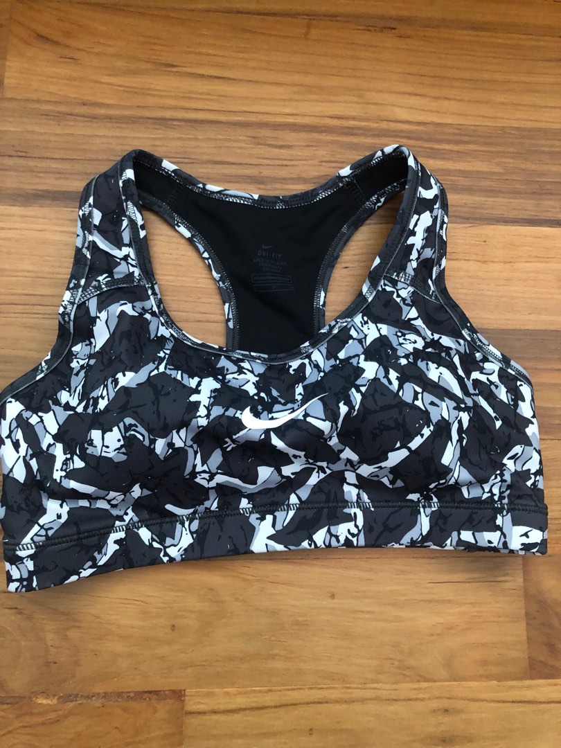 size sport bra nike
