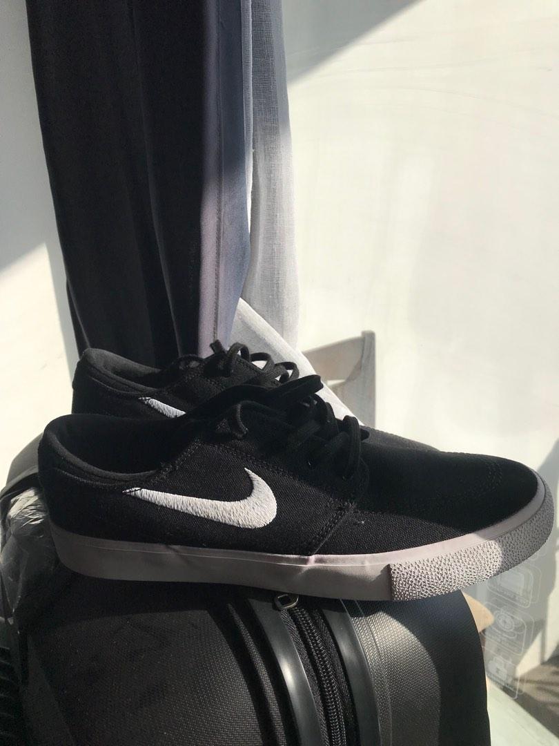 Nike janoski size 9 deals