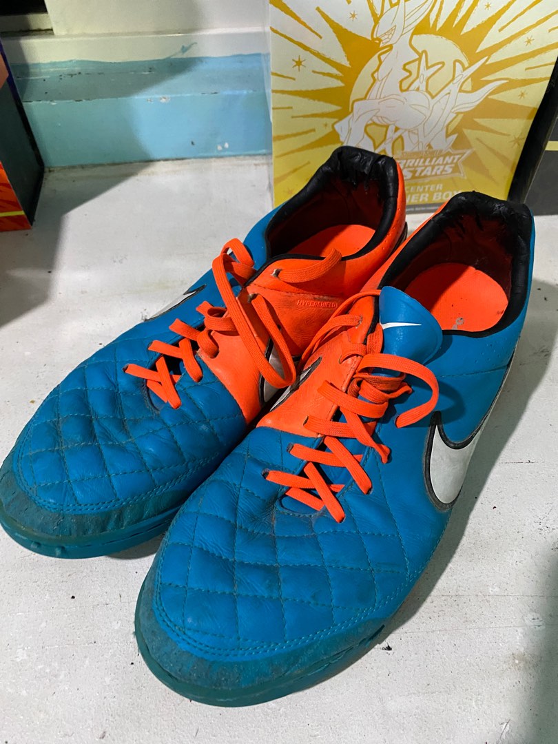 tiempo nike futsal