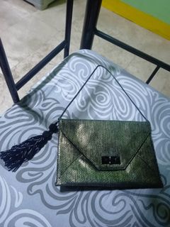 (Category: ) located in . Submitted by grecegalang (Listing ID 1186179157, Image 1). Description: .