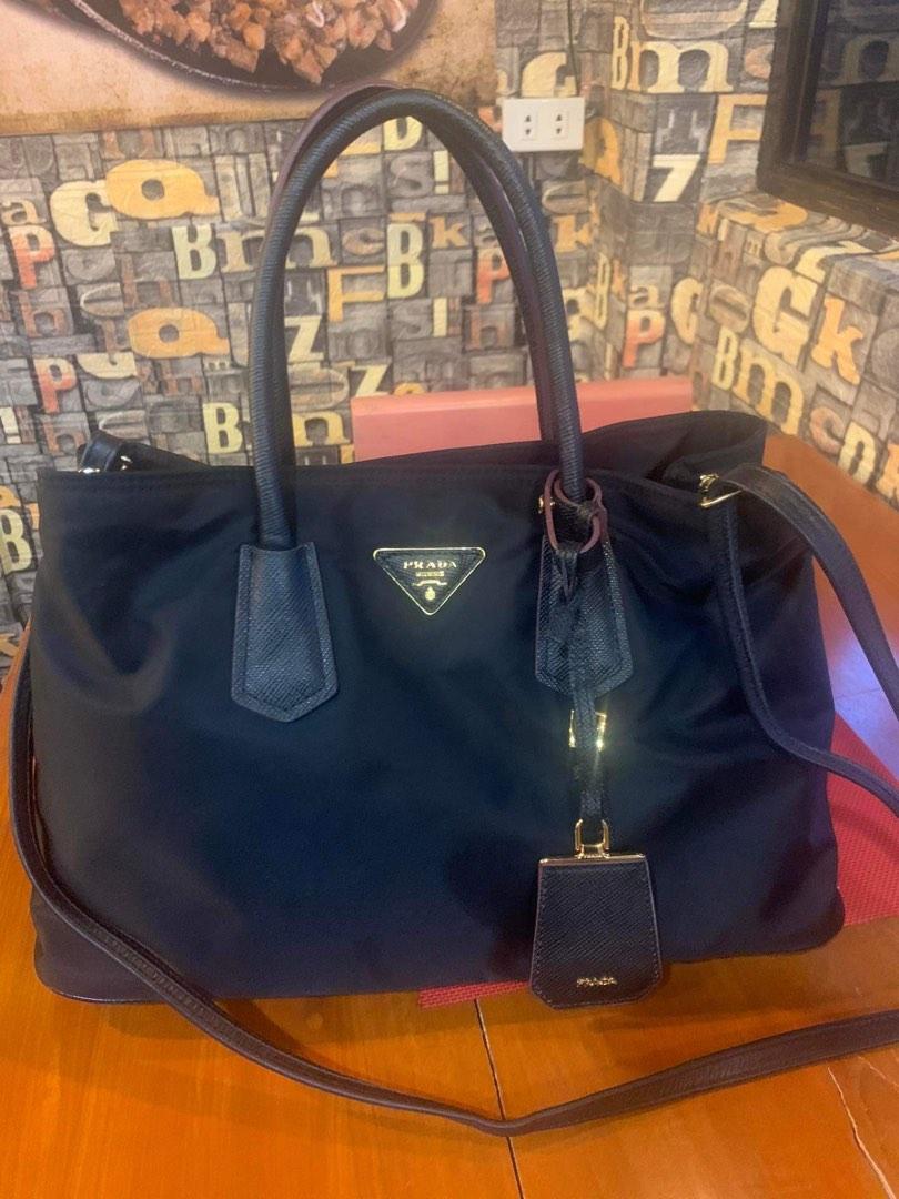 Prada parachute bag outlet
