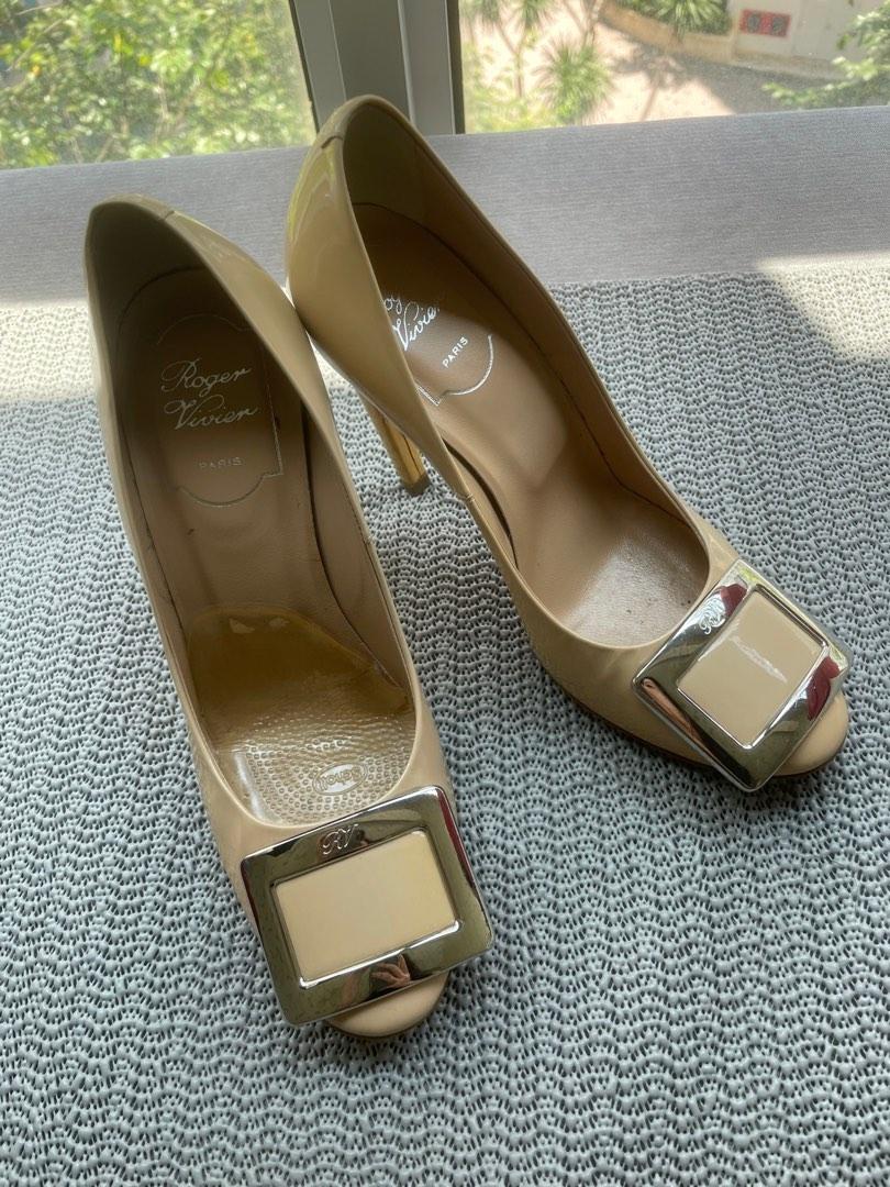 Roger Vivier nude heels