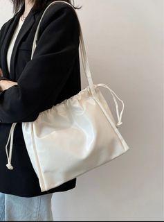 Shein Tote Bags Bundle (Minimalist White Printed Tote Bags)