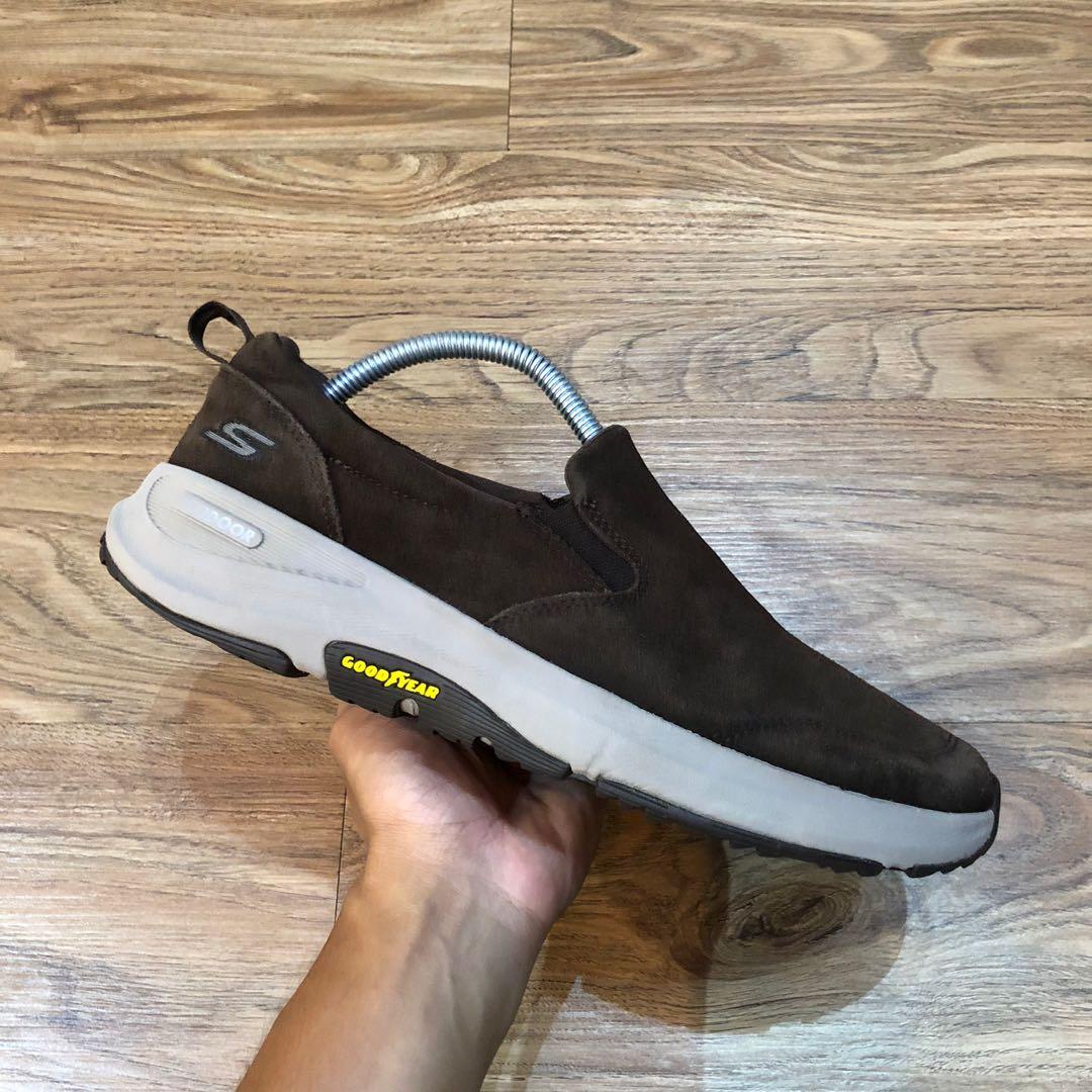 Skechers go walk non slip online