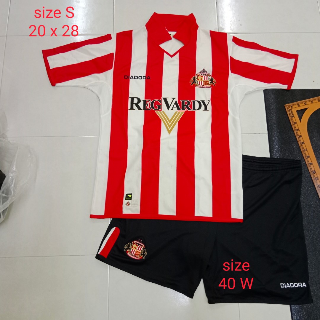 Sunderland jersey short diadora, Men's Fashion, Activewear on Carousell