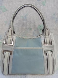 Tignanello bags price philippines 2025