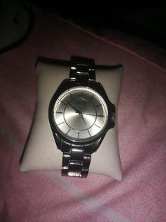 Unisex guess watch