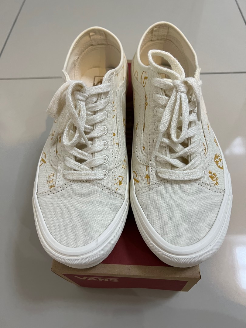 All white old skool vans store