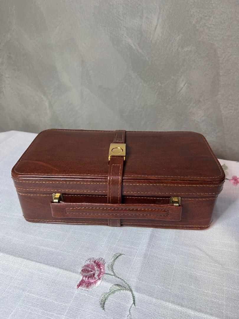 VINTAGE MAGNETIC CLOSURE TRAVEL JEWELRY CASE ORGANISER CASE VANITY