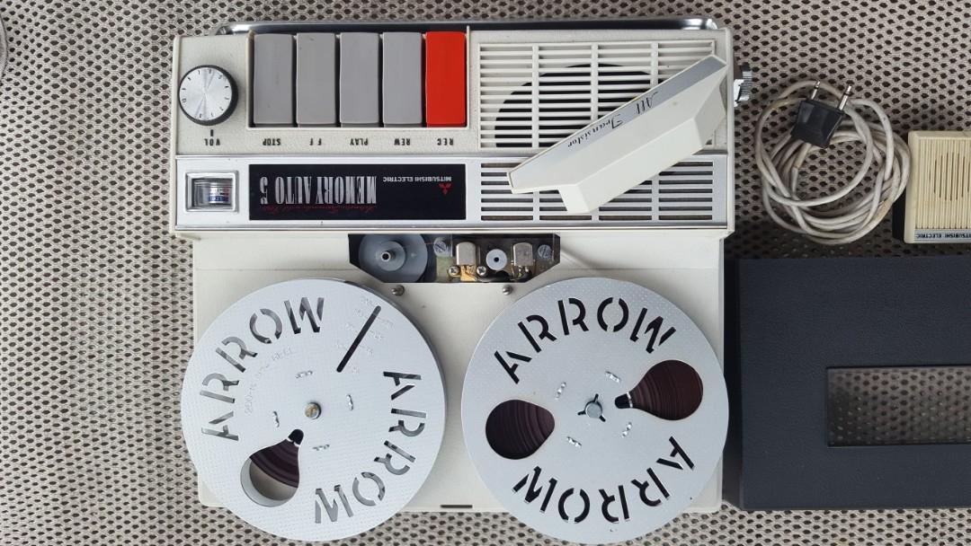 Vintage Reel To Reel Tape Player Recorder, Audio, Portable Music Players on  Carousell