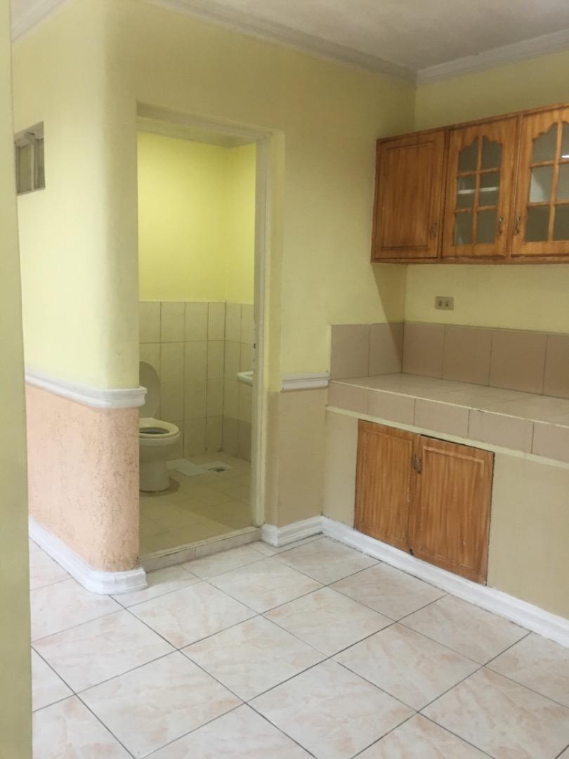 2 Storey Apartment w/Garage for Rent in Cogon, Pardo, Cebu, Property