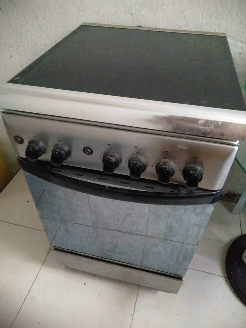 Ariston Cooking Range with Oven (Gas), TV & Home Appliances, Kitchen