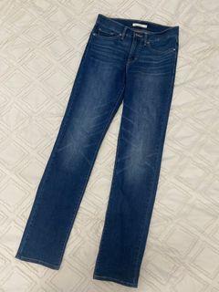 Authentic LEVIS 312 shaping slim size 27 women jeans
