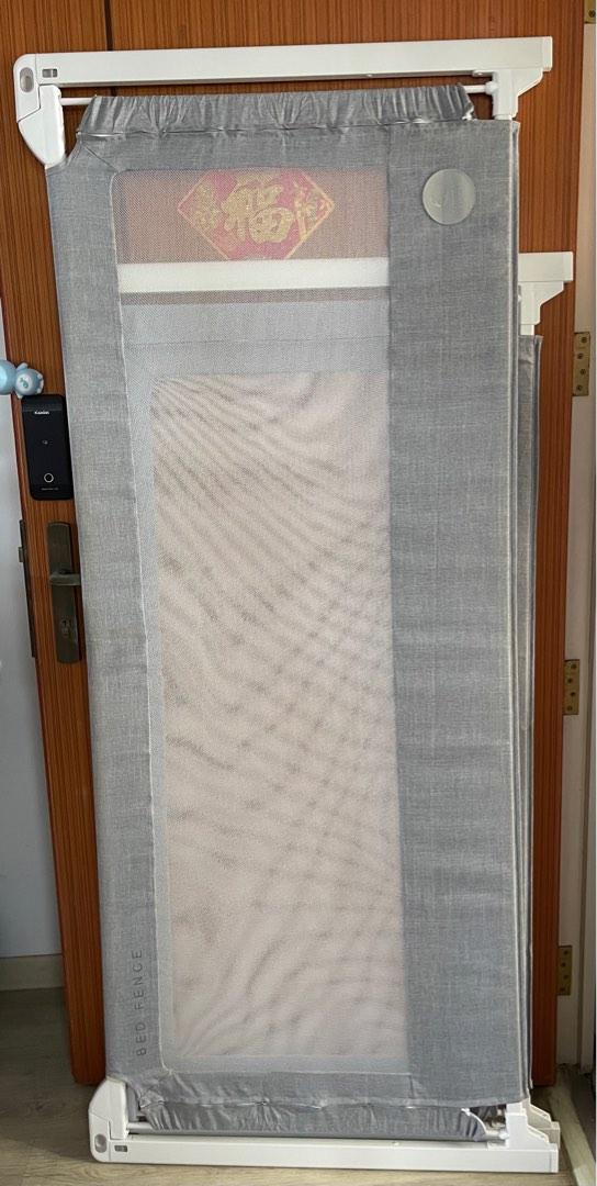 Bed guards retractable, Babies & Kids, Baby Nursery & Kids Furniture