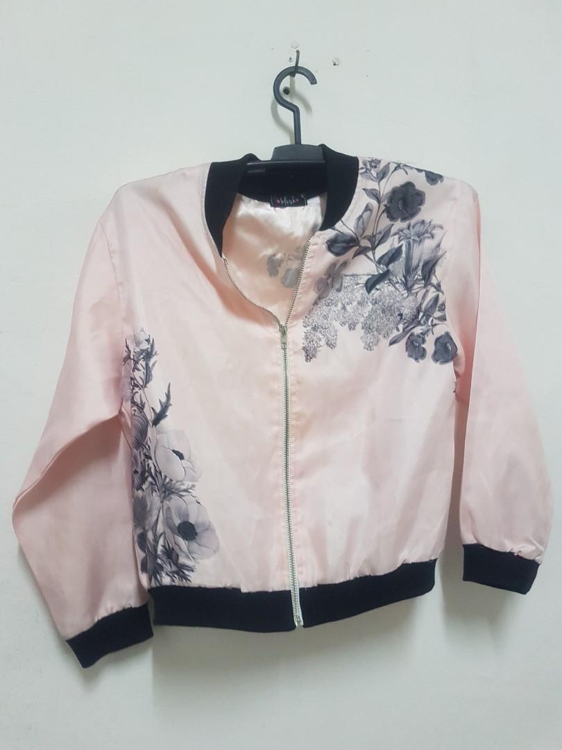 Blush jacket, Women's Fashion, Coats, Jackets and Outerwear on Carousell