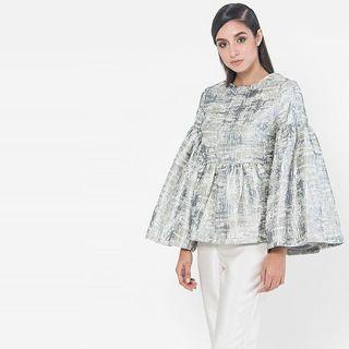 BNWT Black / Silver Aéré LEVANA Jacquard Puffy Top M size