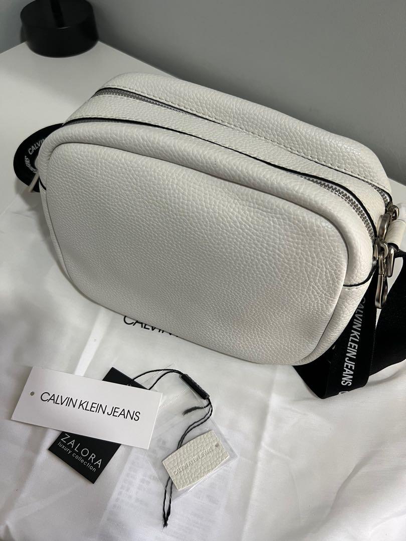 Calvin klein camera bag in white