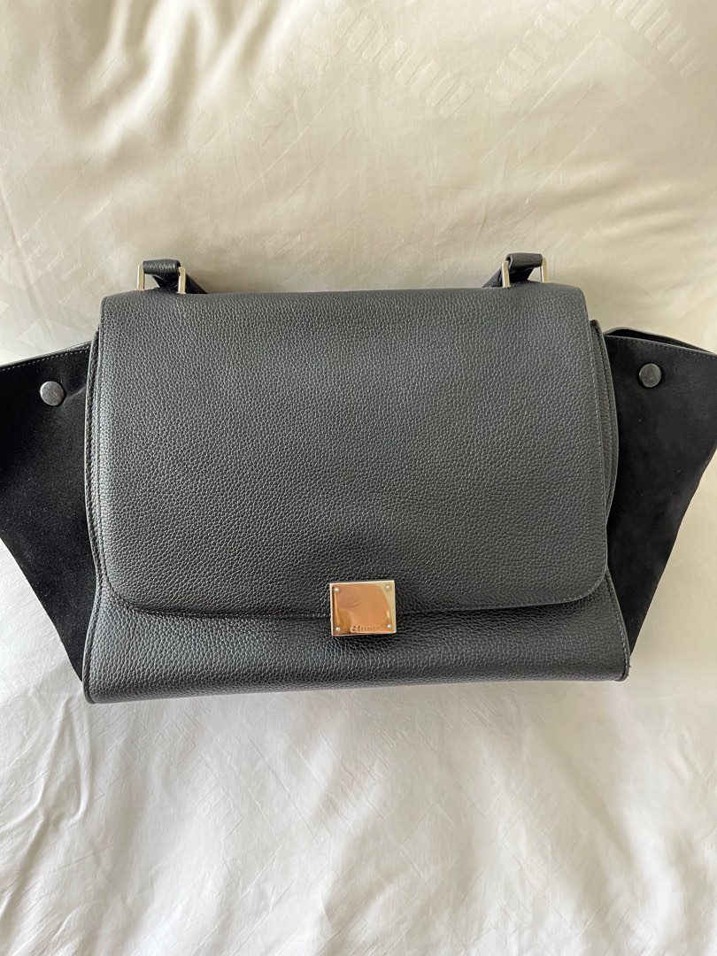Celine trapeze sales medium size