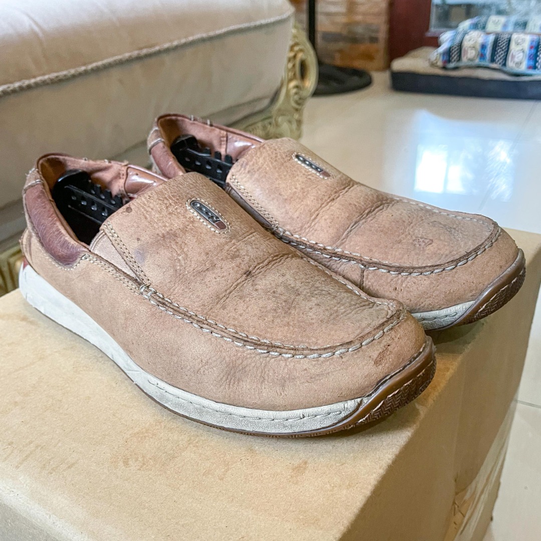 Clarks air 2024 vent shoes