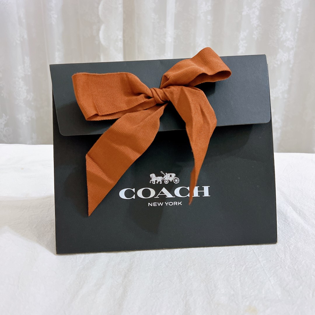 Coach clearance gift bag