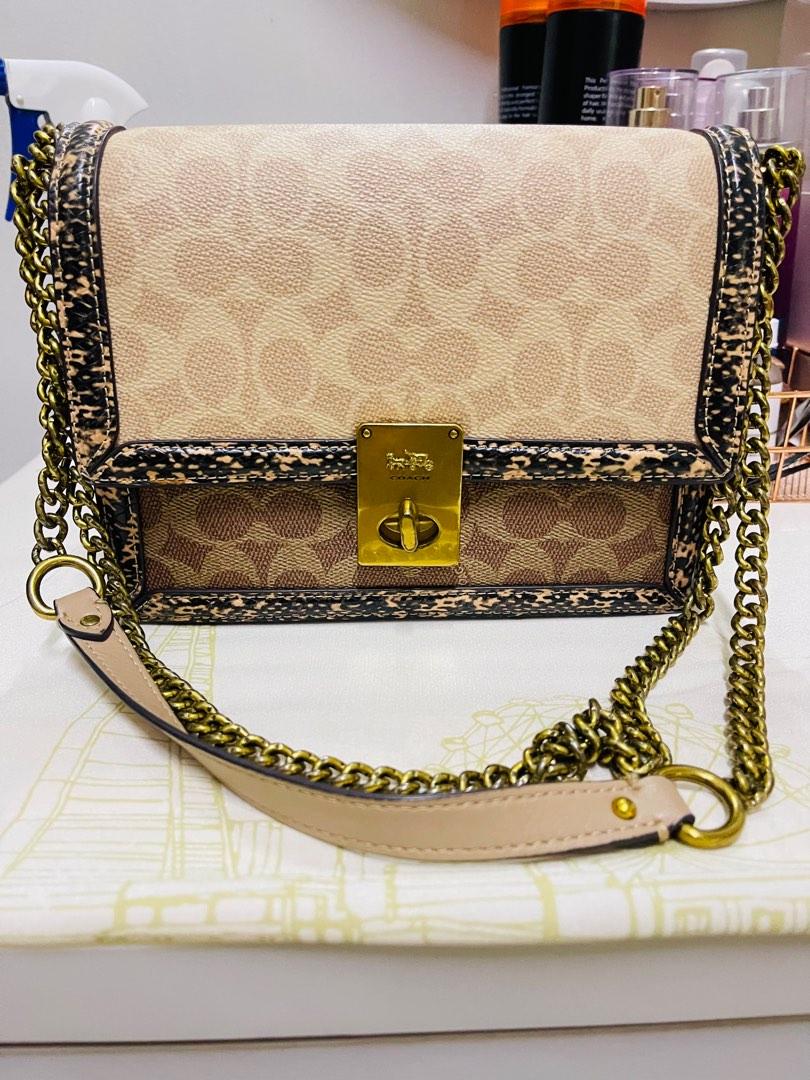 Coach Hutton Shoulder Bag