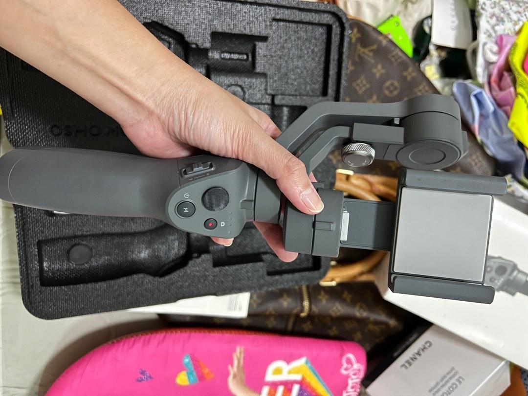 DJI OSMO 2 (Category: Video Cameras) located in Paranaque City. Submitted by mimibernardo (Listing ID 1186408261, Image 3). Description: DJI OSMO 2 Like new With box.