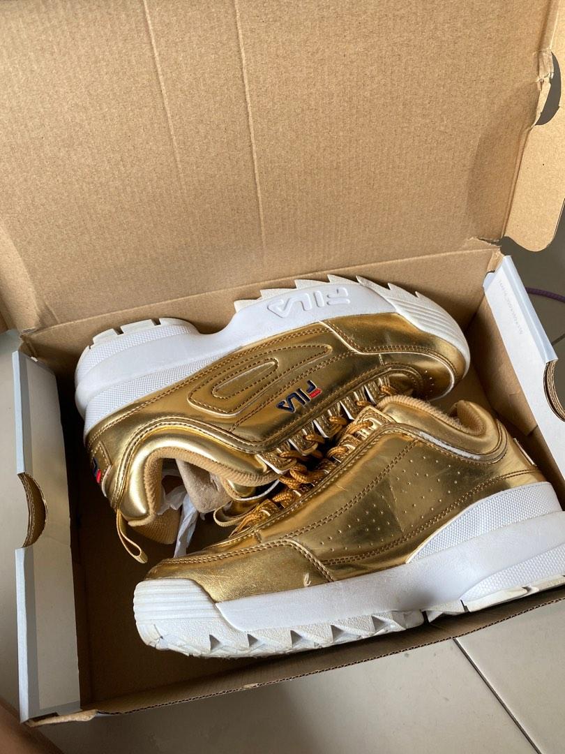 Gold metallic fila outlet