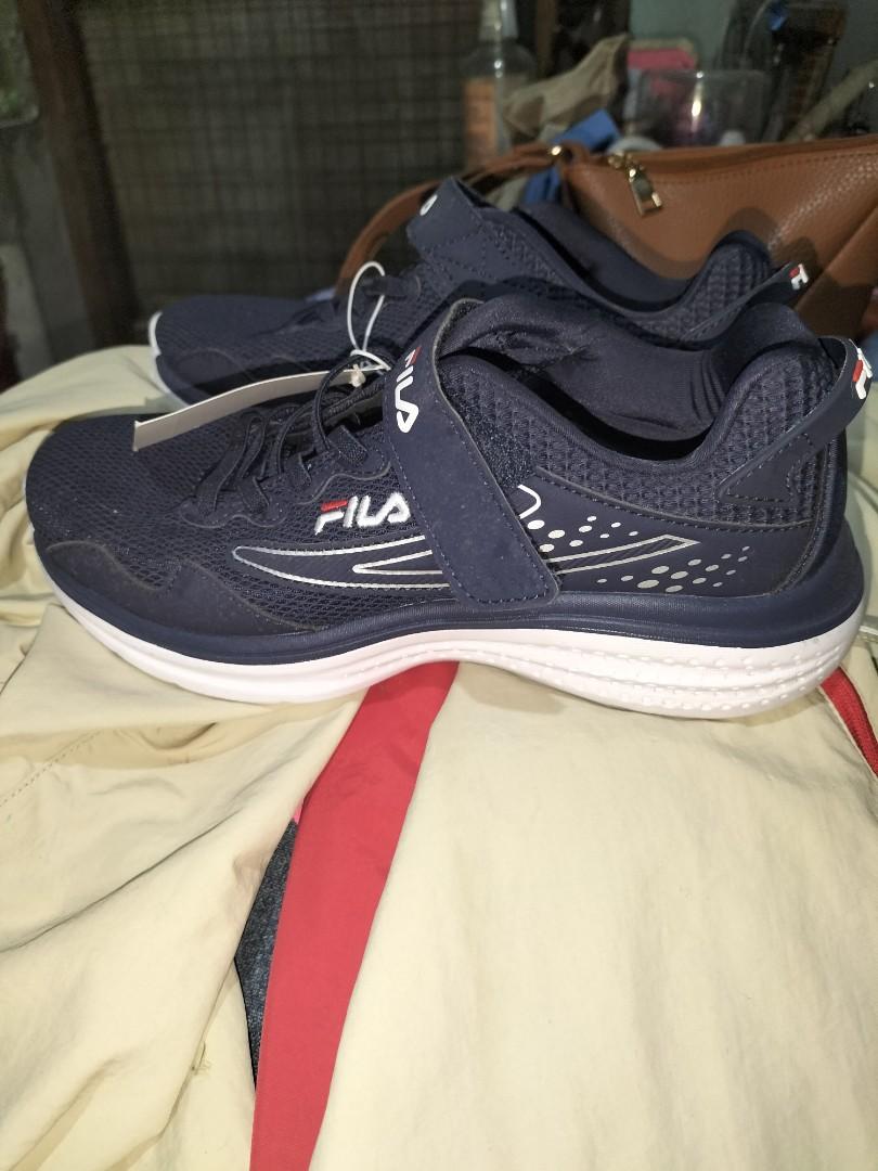 Fila youth sneakers top