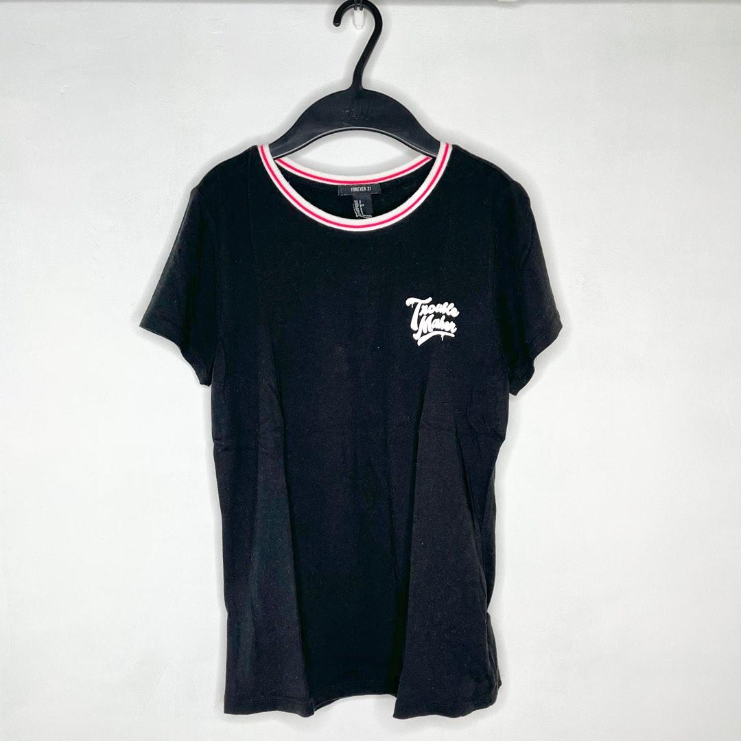 Forever21 Plain Black Shirt with Text (Category: Shirts) located in Quezon City. Submitted by andydeleon (Listing ID 1186398867, Image 1). Description: Forever21 Plain Black Shirt with Text ✿ used 2-3x ✿ fits XS-S frames ☁ L - 22“ ☁ W - 15“ ♥ also available in shopee ♥ kindly send us a message for inquiries ♥ measurements indicated are taken with the item laid flat ♥ please allow 0.5 to 1 inch size error due to manual measurement ♥ some clothes m