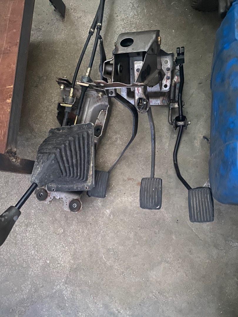 Gearbox manual iswara untuk dijual, Auto Accessories on Carousell