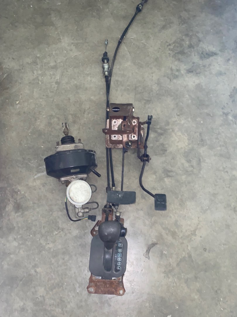 Gearbox manual iswara untuk dijual, Auto Accessories on Carousell